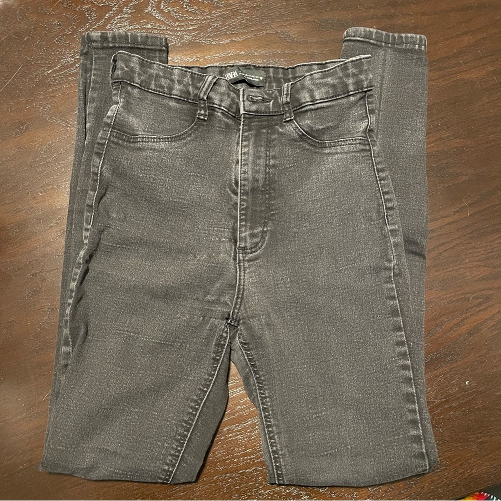 Zara Grey Skinny Jeans size US 6